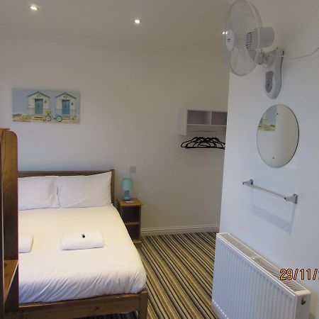Charlotte Guest House Weymouth Exterior foto